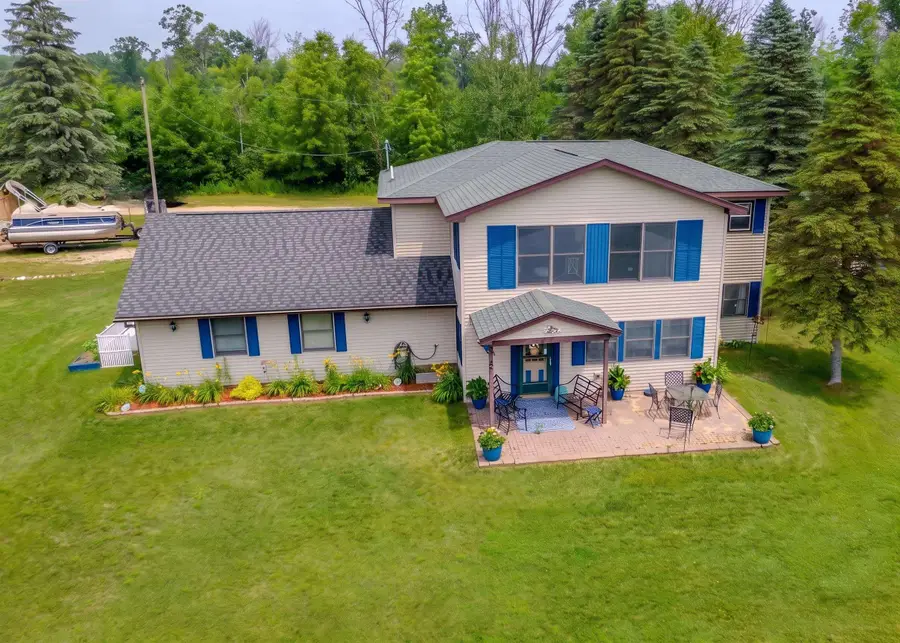 567 Mary, Harrison, MI 48625 - #3