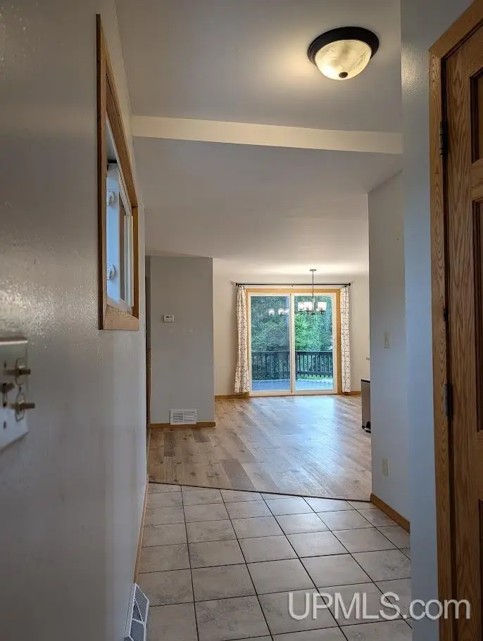 606 Mcclellan, Rockland, MI 49960 - #3
