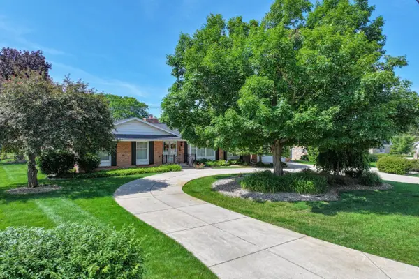 5466 Coral Ridge, Grand Blanc, MI 48439