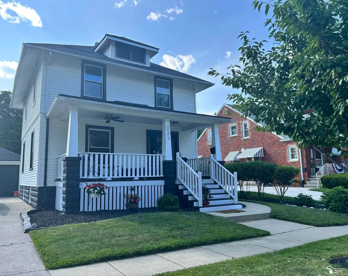 221 Borgess, Monroe, MI 48162 - #1