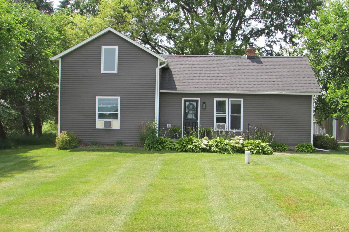 834 S Dietz, Webberville, MI 48892 - #1