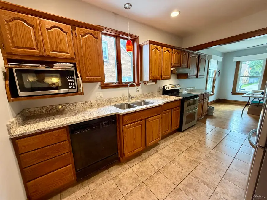 2217 N Woodbridge, Saginaw, MI 48602 - #3