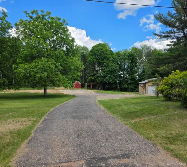 N5784 M95, Iron Mountain, MI 49801
