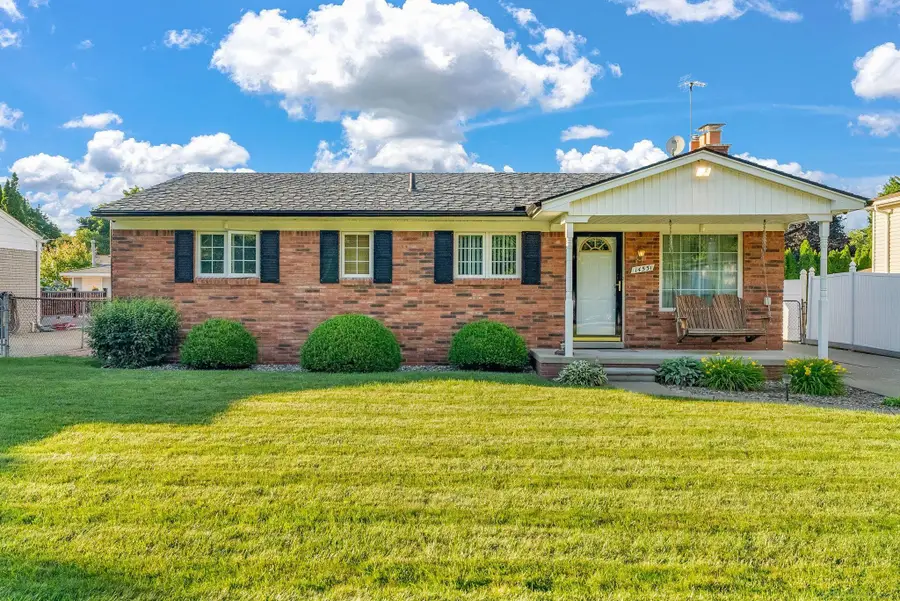 14551 Debbie, Sterling Heights, MI 48313 - #2