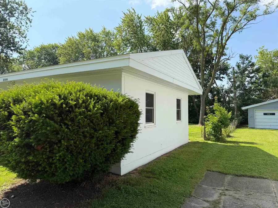 2546 Spruce, Port Huron, MI 48060 - #3