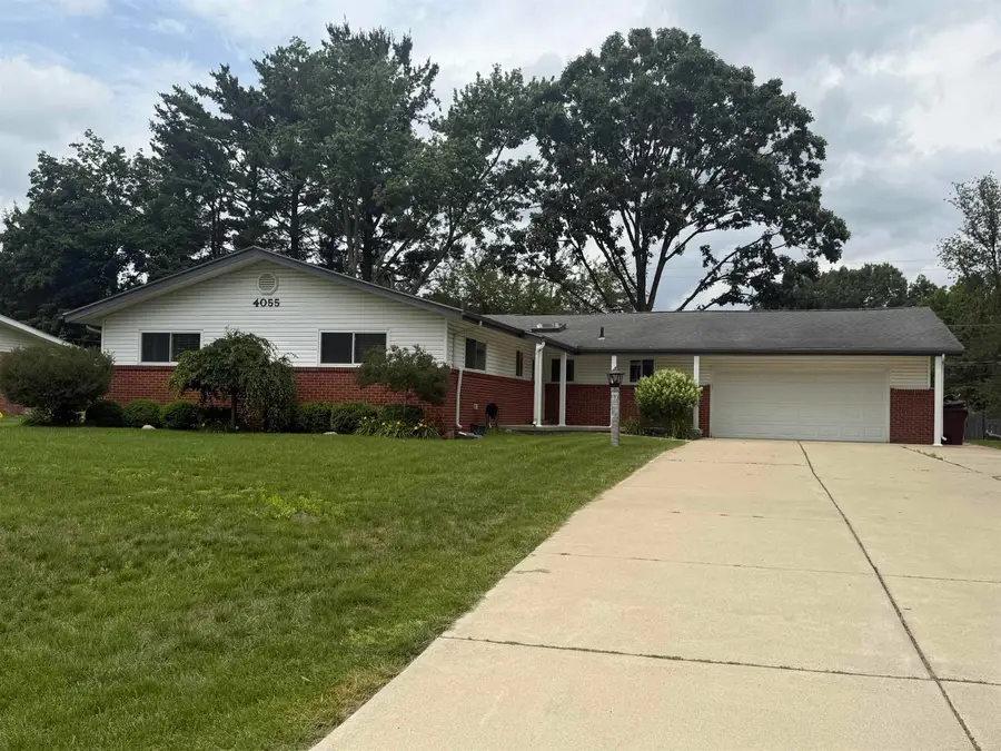 4055 Sandy Creek, Utica, MI 48316 - #2