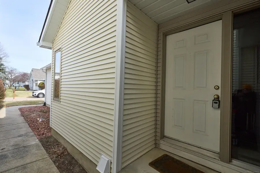 1084 Linda, Davison, MI 48423 - #2