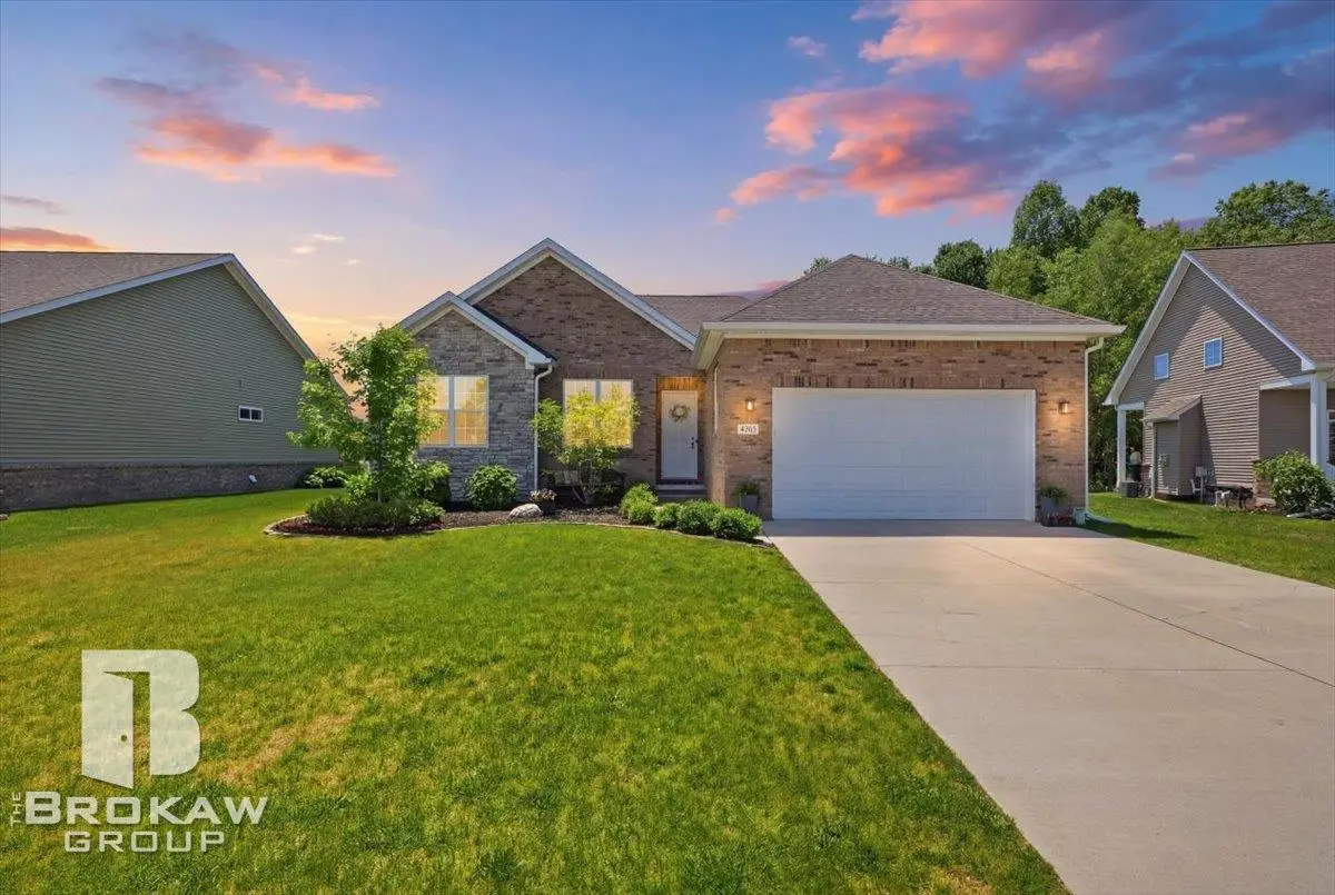 5363 Pebble Beach Dr, Metamora, MI 48455 - #1