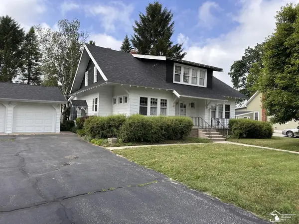 275 W Vesey, Petersburg, MI 49270
