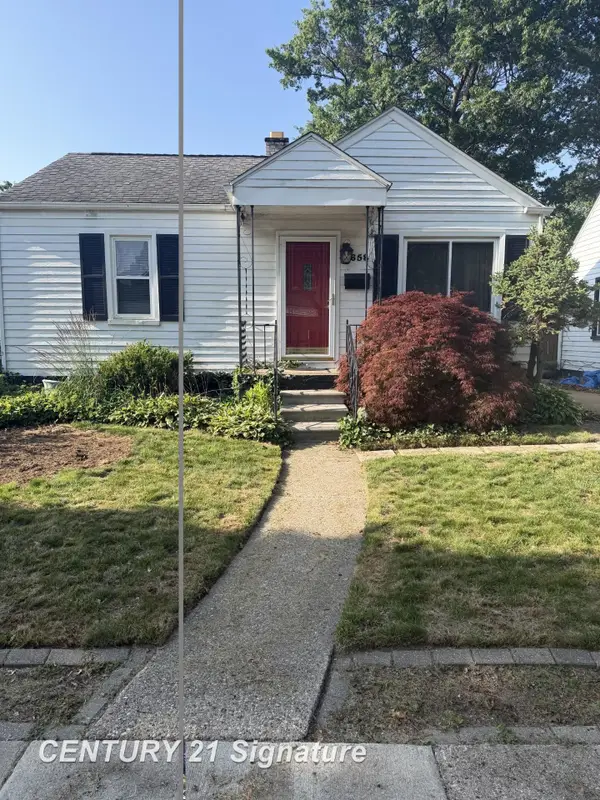 658 East Coy, Hazel Park, MI 48030