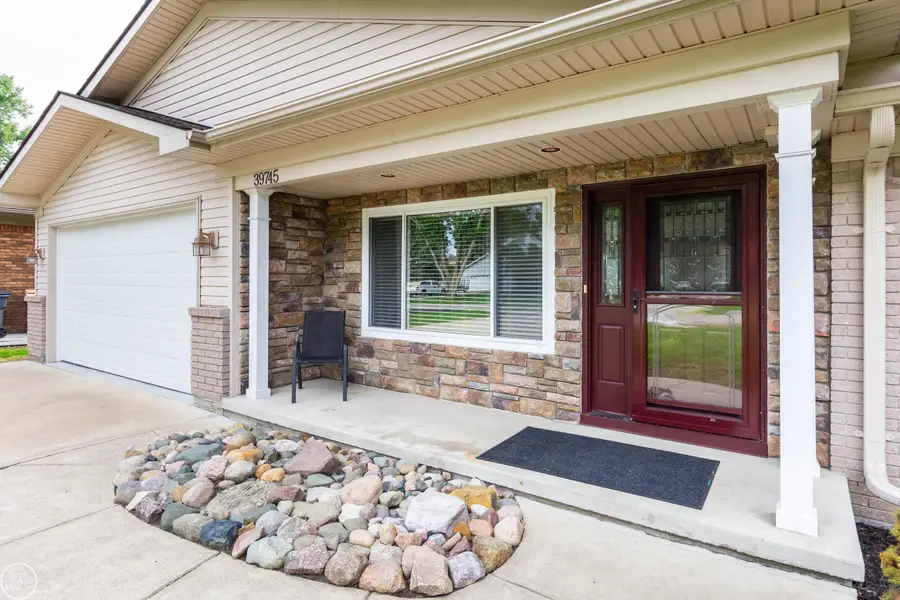 39745 Sylvia, Harrison Township, MI 48045 - #3