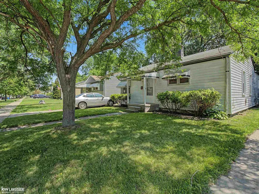 21106 Atlantic, Warren, MI 48091 - #2