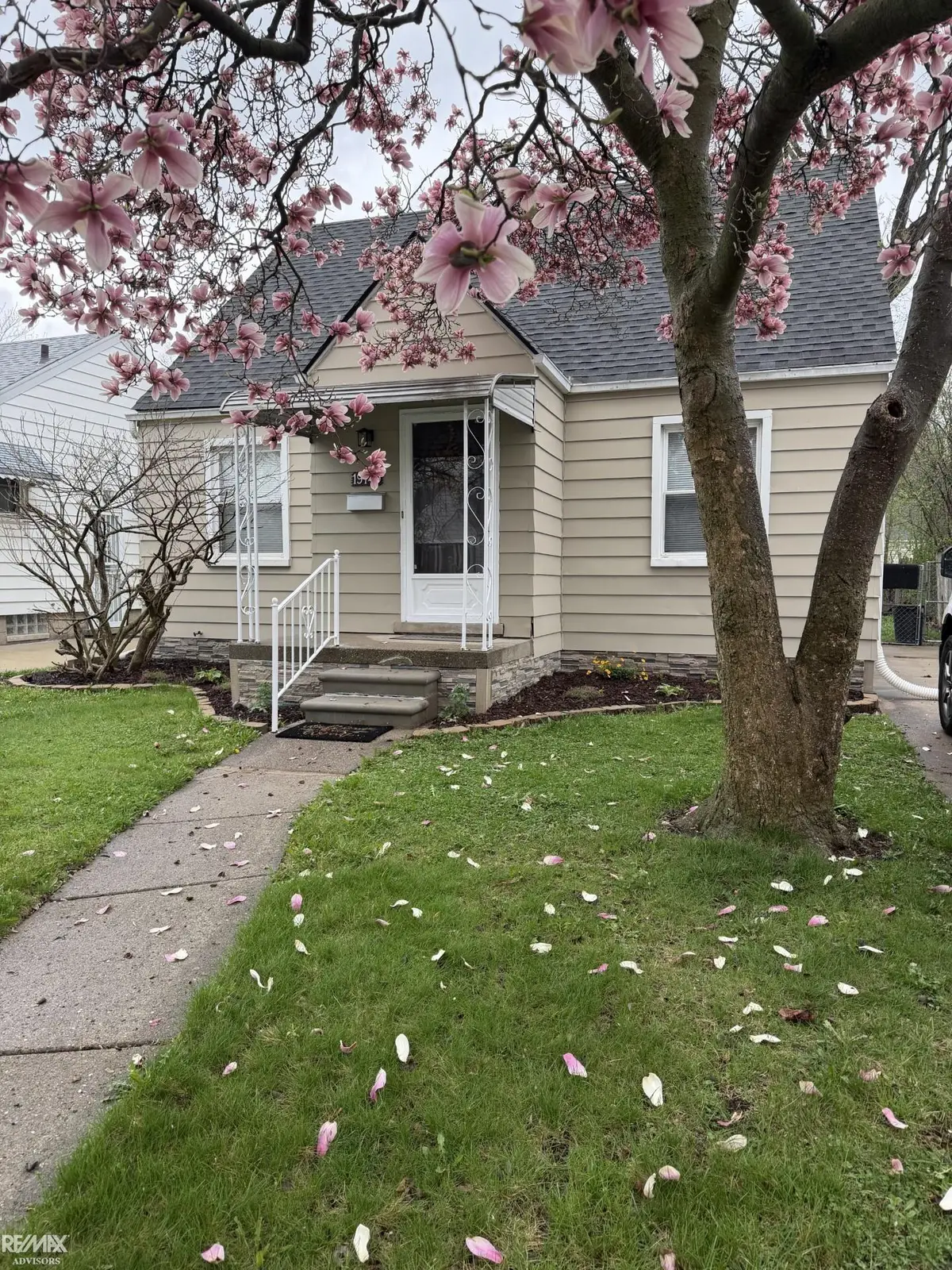 19749 Washtenaw, Harper Woods, MI 48225 - #1