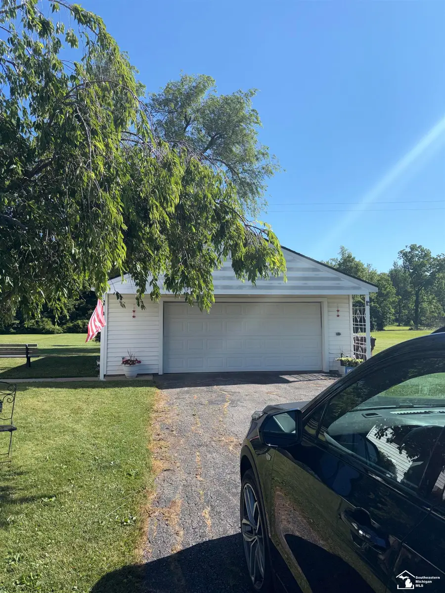 2125 Nadeau, Monroe, MI 48162 - #2
