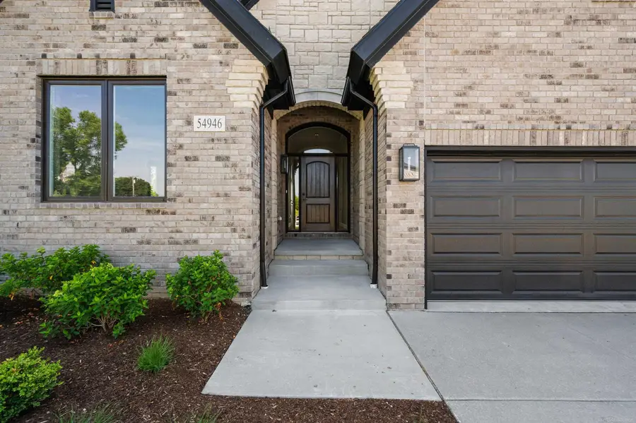 54946 Rose Terrace, Shelby, MI 48316 - #3