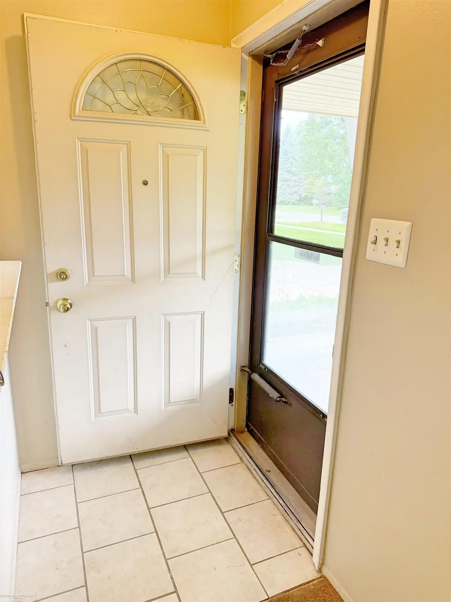 22431 Remick, Clinton Township, MI 48036 - #3