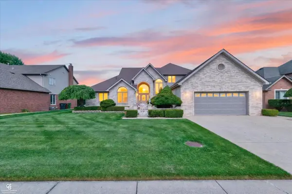 46640 Glen Pointe, Shelby Twp, MI 48315