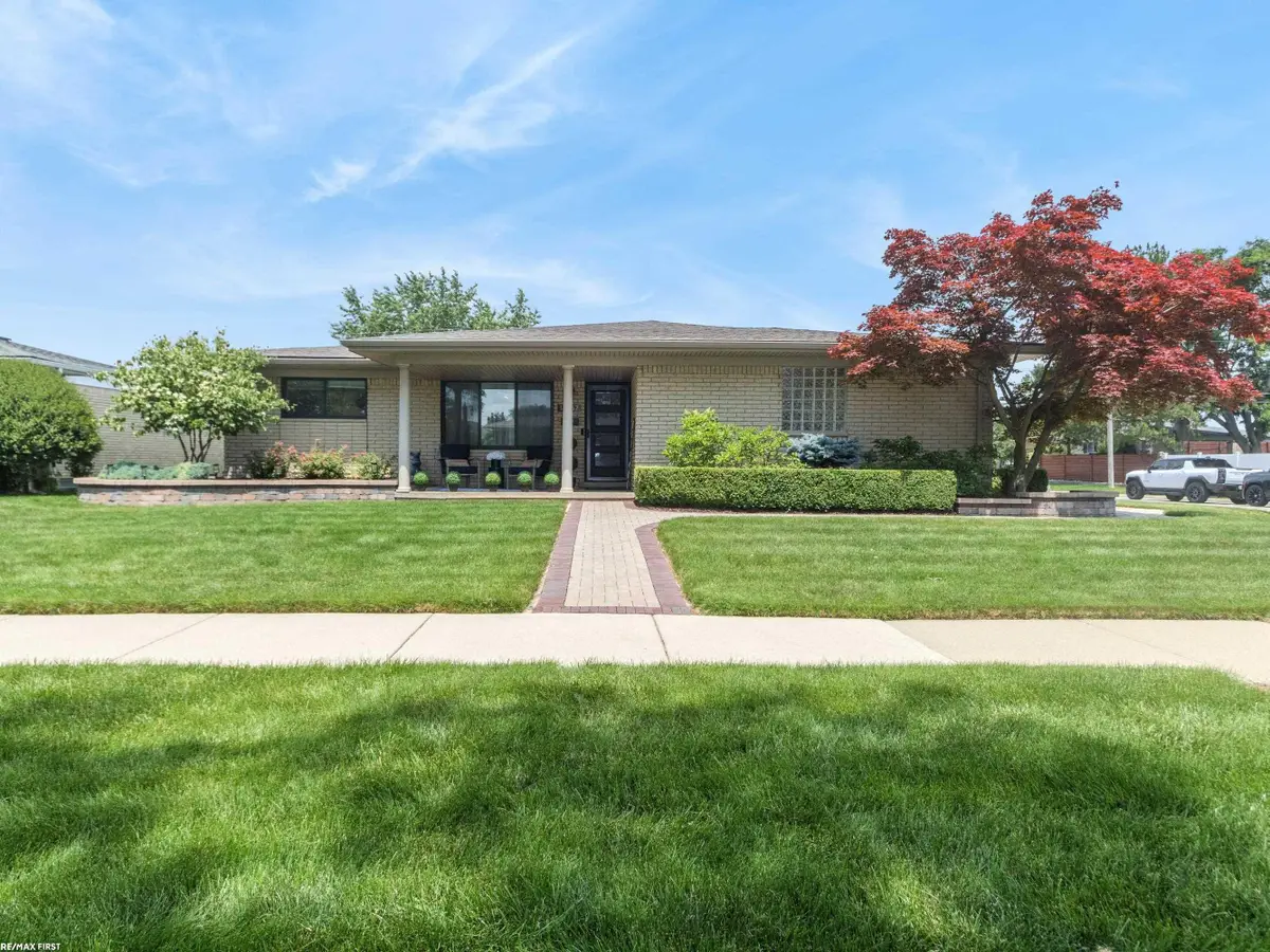 14337 Ivanhoe, Warren, MI 48088 - #1