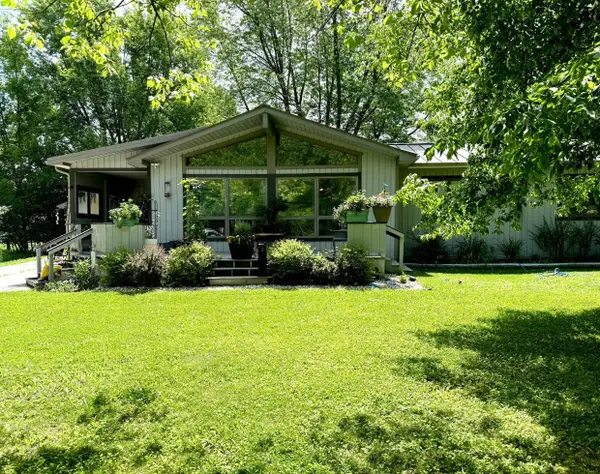 1865 Bye Way, Gladwin, MI 48624