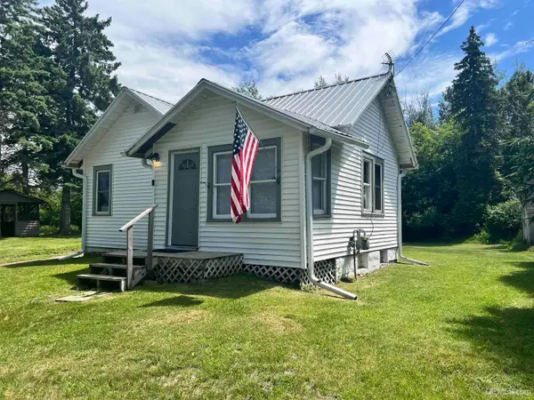 1005 E Margaret, Iron Mountain, MI 49801