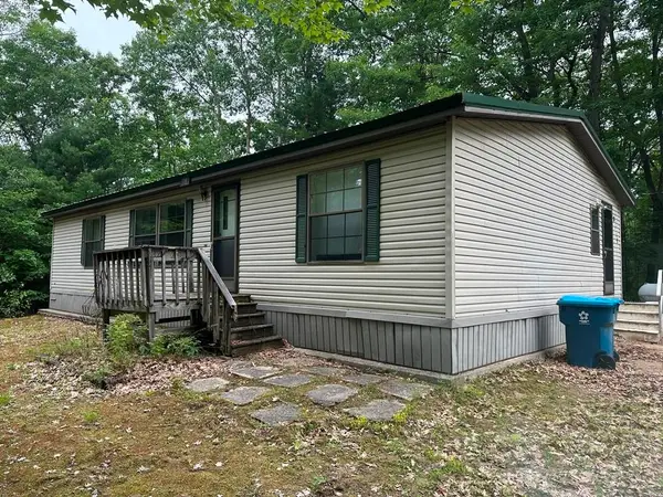 3331 Russell, Harrison, MI 48625