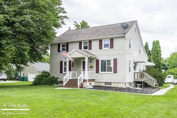 1017 Clinton, Saint Clair, MI 48079