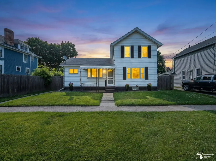 518 Comstock, Adrian, MI 49221 - #2