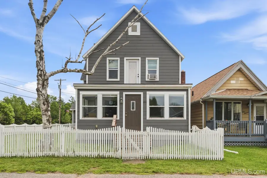 101 Houghton, Negaunee, MI 49866 - #2