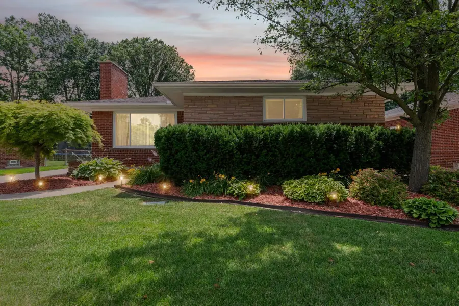 19924 Chalon, Saint Clair Shores, MI 48080 - #2