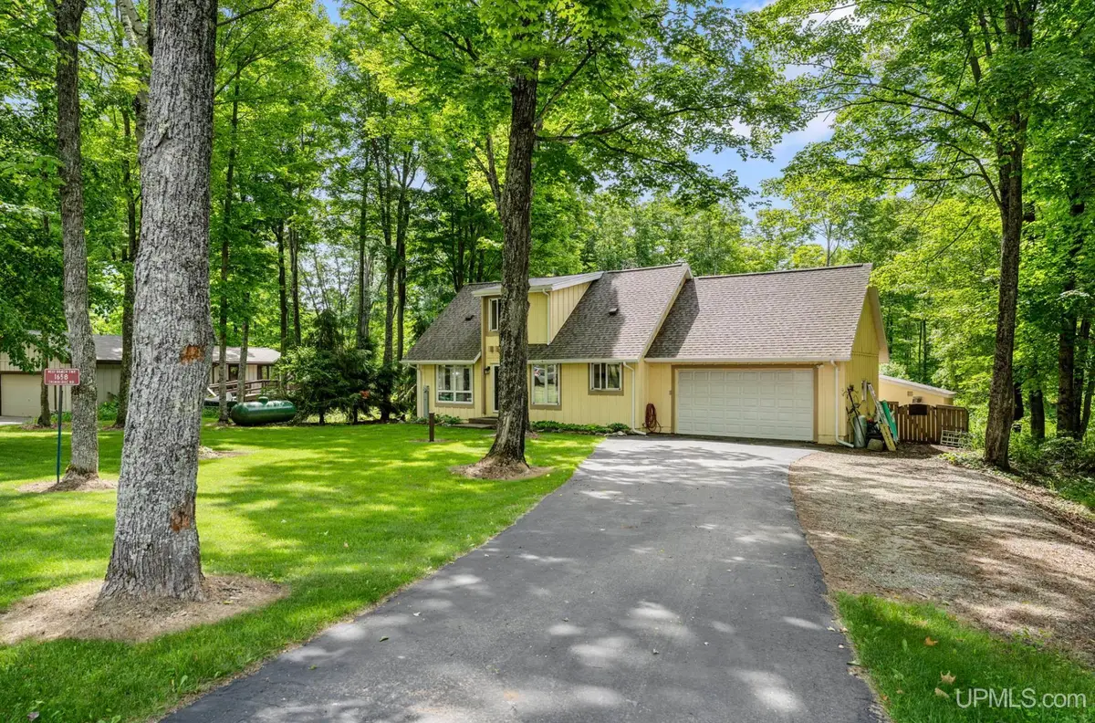 1658 Engman Lake, Skandia, MI 49885 - #1
