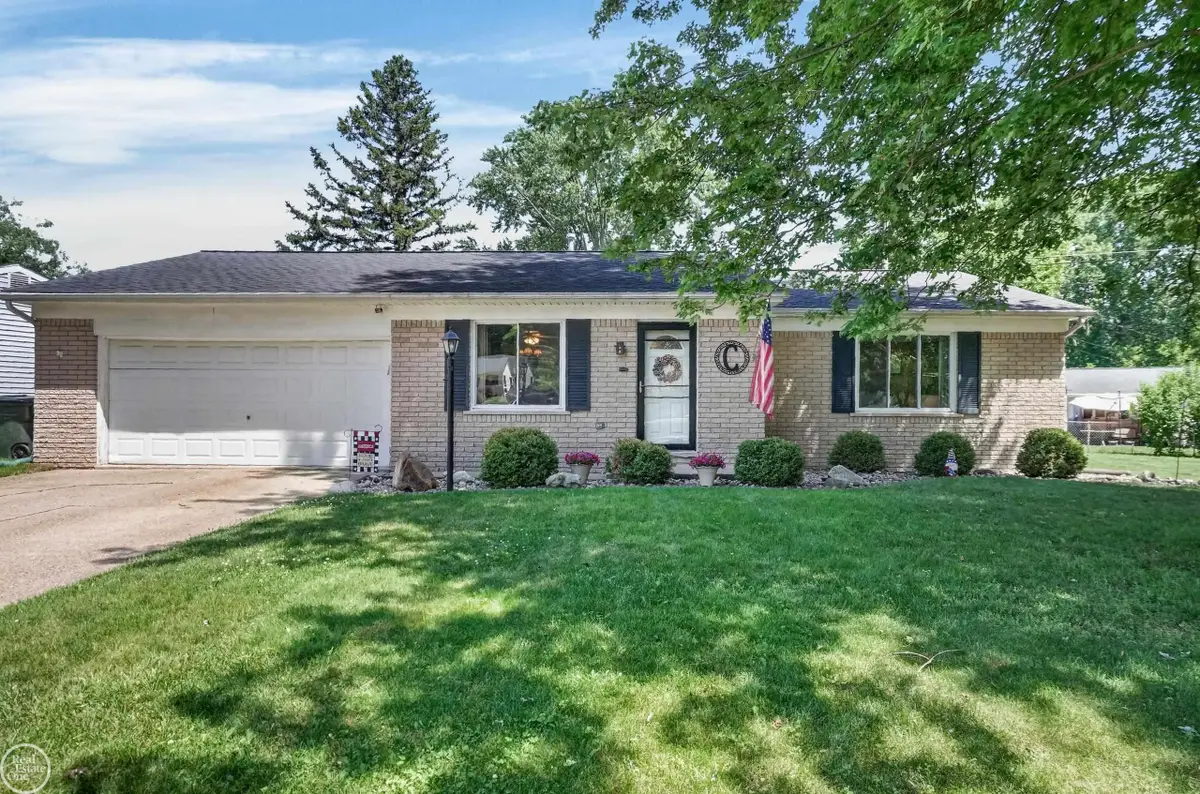 50644 Parsons, Shelby, MI 48317 - #1