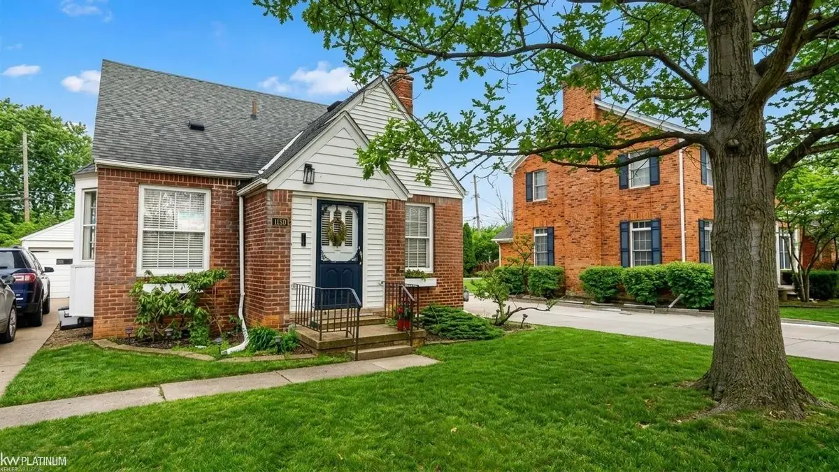 1120 Vernier, Grosse Pointe Woods, MI 48236 - #1