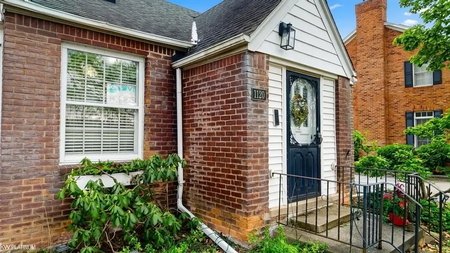 1120 Vernier, Grosse Pointe Woods, MI 48236 - #3