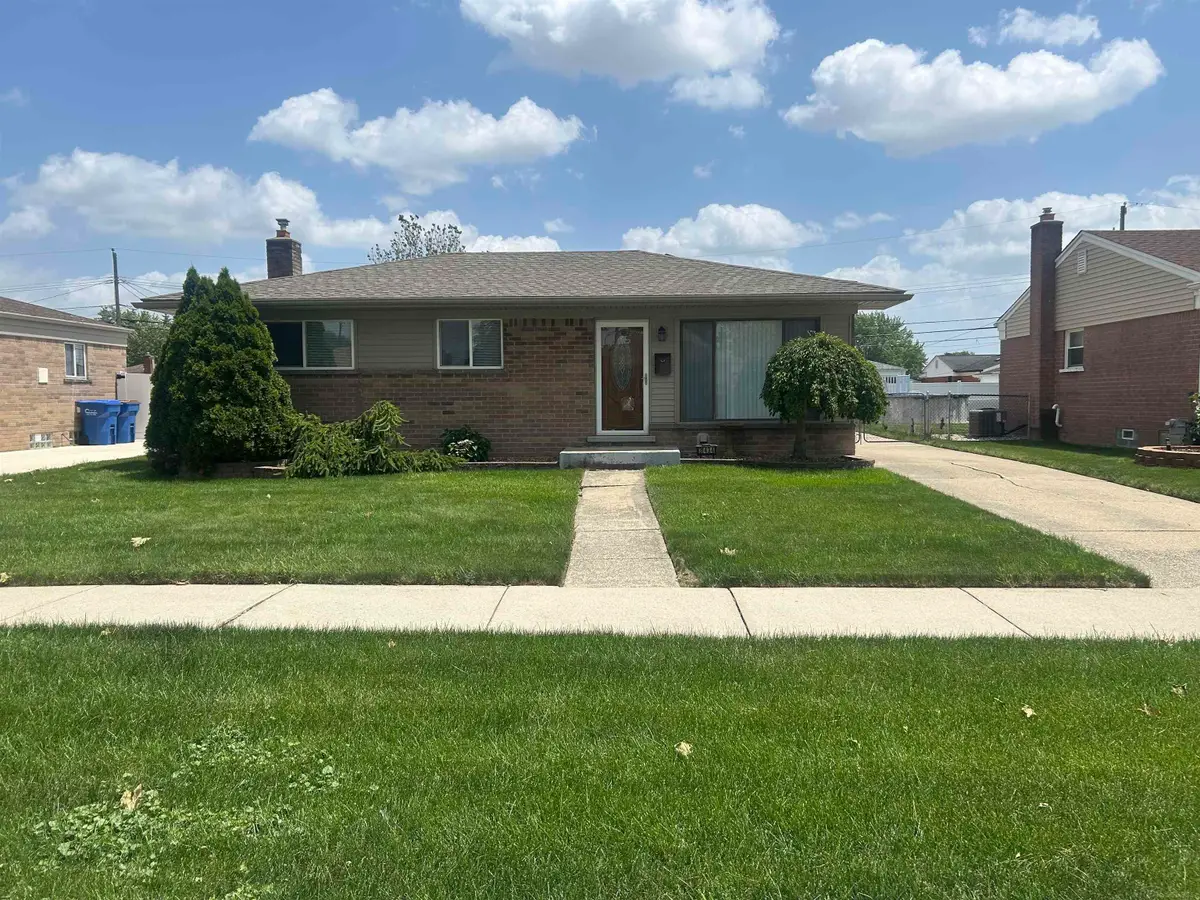 31434 Newport Dr., Warren, MI 48088 - #1