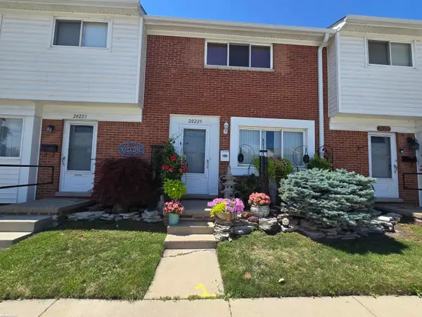 20225 15 Mile, Clinton Township, MI 48035
