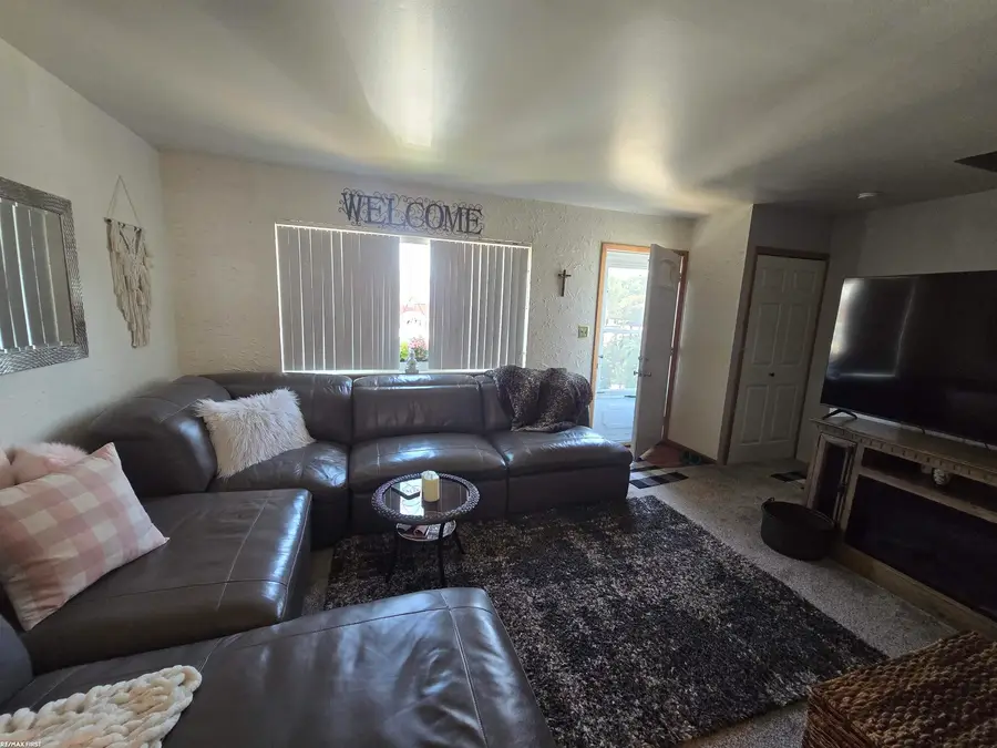 20225 15 Mile, Clinton Township, MI 48035 - #3