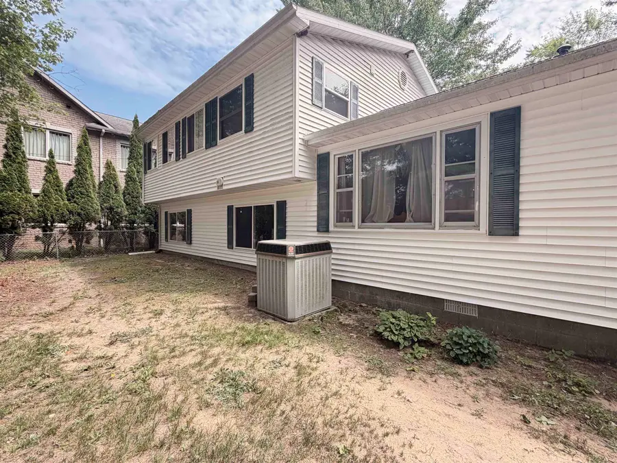 127 E Shadow Lake, Prudenville, MI 48651 - #3