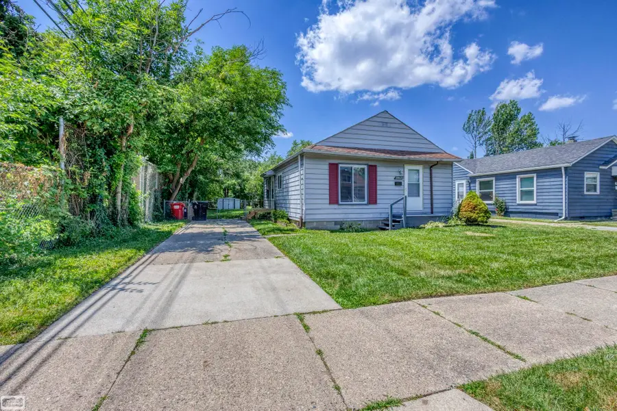 25539 Packard, Roseville, MI 48066 - #3