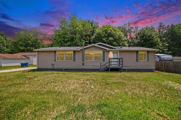 1717 W Townline 16, Pinconning, MI 48650