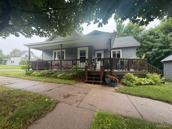 318 Mckenzie, Negaunee, MI 49866