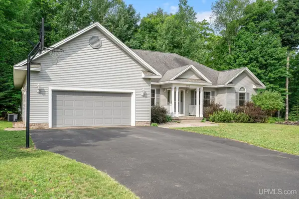 2916 Parkview, Marquette, MI 49855