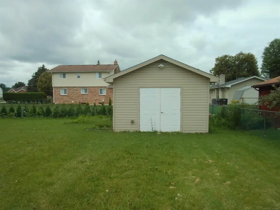 41223 Sesame, Sterling Heights, MI 48314 - #3