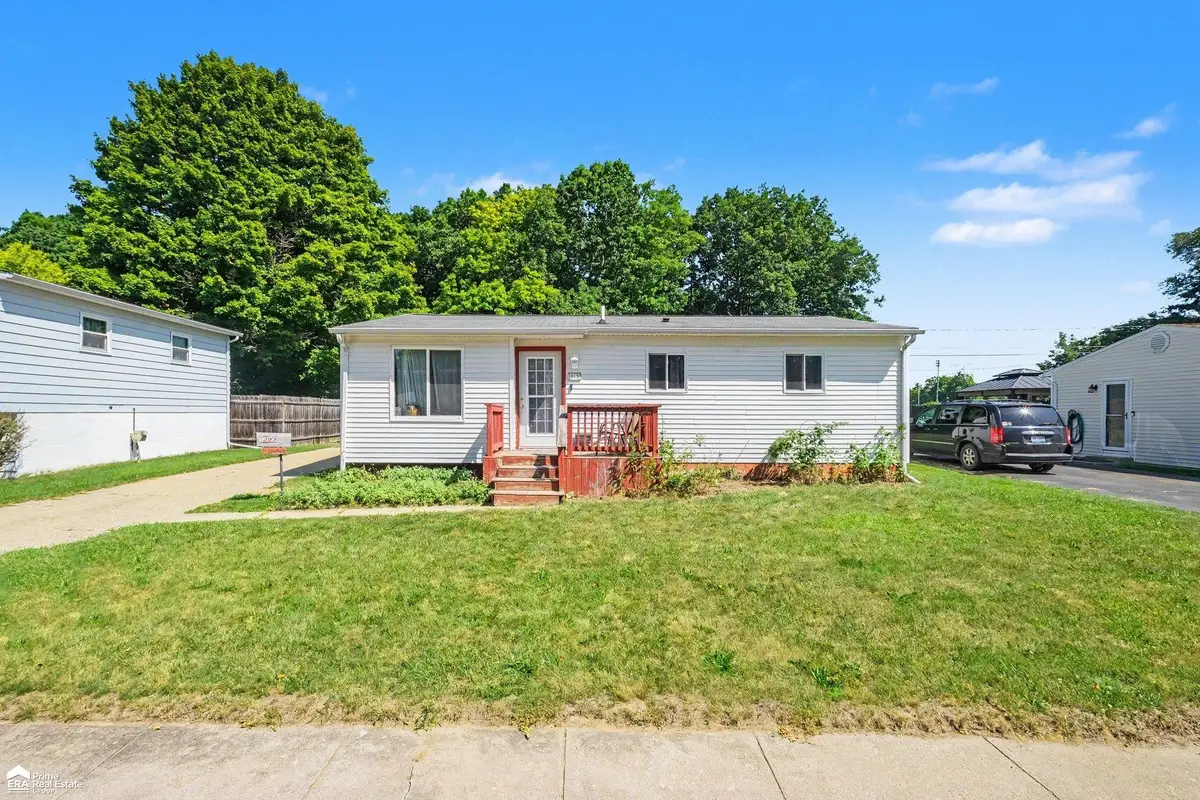 565 Clarion, Clio, MI 48420 - #1