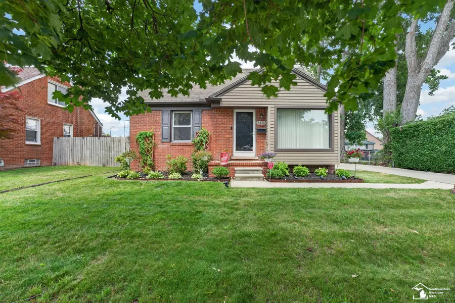 2420 Applewood, Lincoln Park, MI 48146 - #2