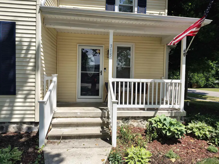 315 E Main, Vernon, MI 48476 - #2