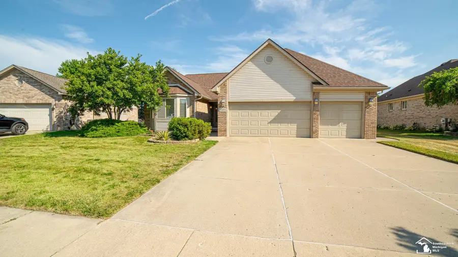 26874 Arcadia, Flat Rock, MI 48134 - #2