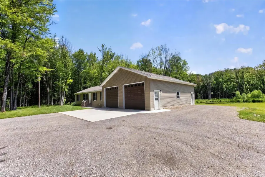 5590 N Jefferson, Midland, MI 48642 - #2