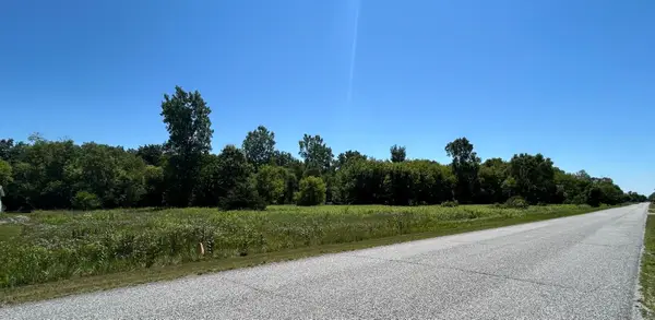 15581 Stuart, Chesaning, MI 48616