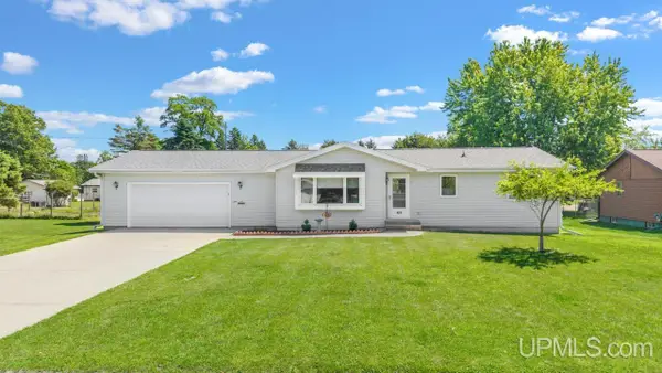 421 Grant, Kingsford, MI 49802