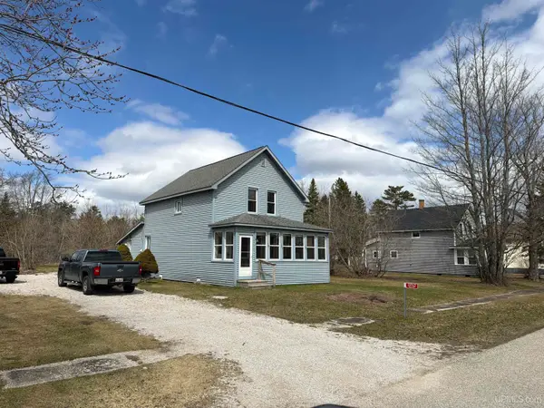 13762 Wells 21.2, Nahma, MI 49864